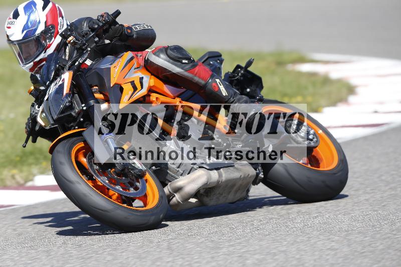 Archiv-2025/48 25.08.2025 Cornu Master School ADR/rot-rouge/119